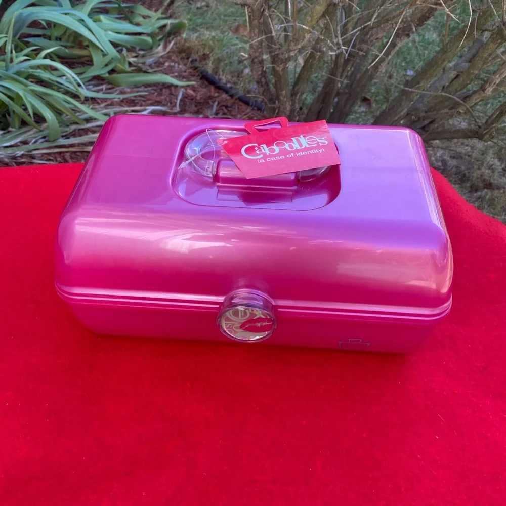 Caboodles pink organizer brand new with handle